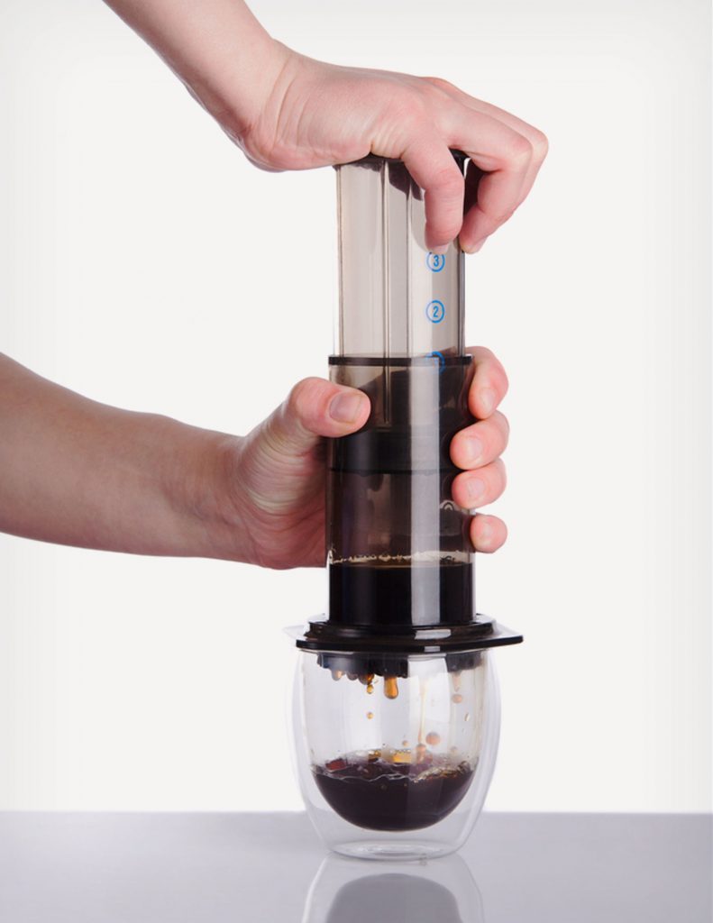 cara-membuat-kopi-yang-enak-aeropress