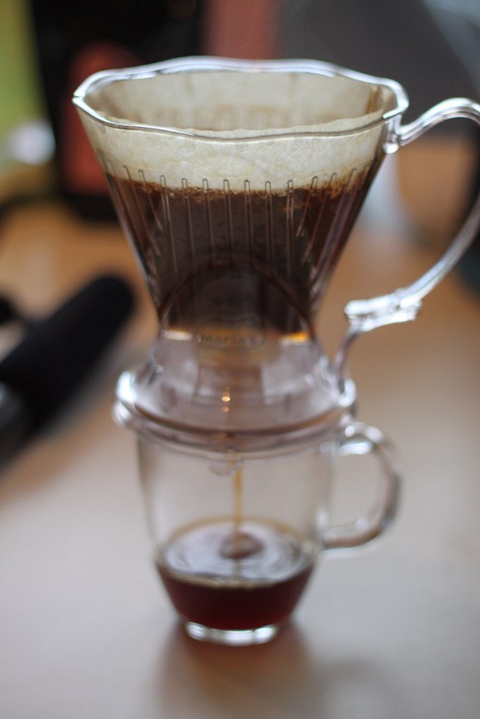 cara-membuat-kopi-yang-enak-clever-dripper