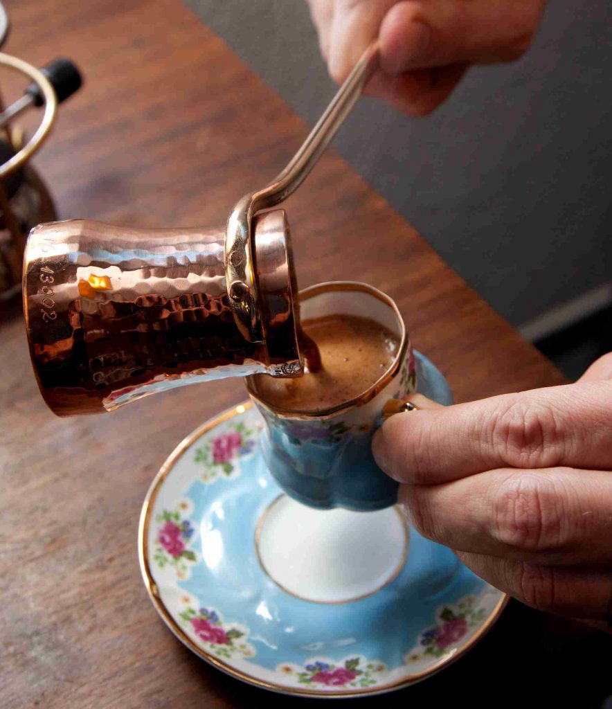 cara-membuat-kopi-yang-enak-turkish-coffee