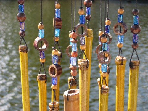 kerajinan-tangan-dari-bahan-bambu-genta-angin