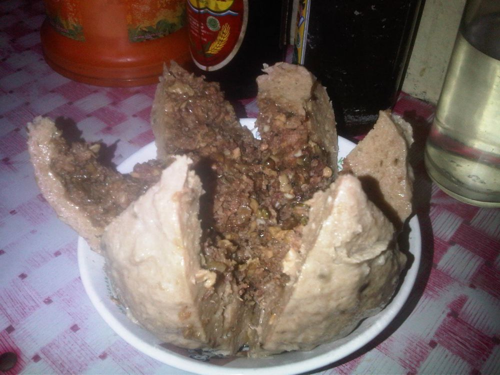 bakso aneh