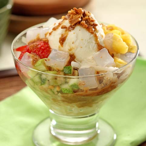 Cara Membuat Rujak Es Krim Solo