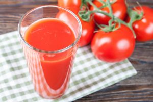 khasiat tomat dicampur susu