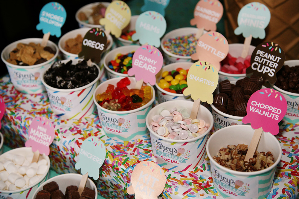 nama nama topping es krim