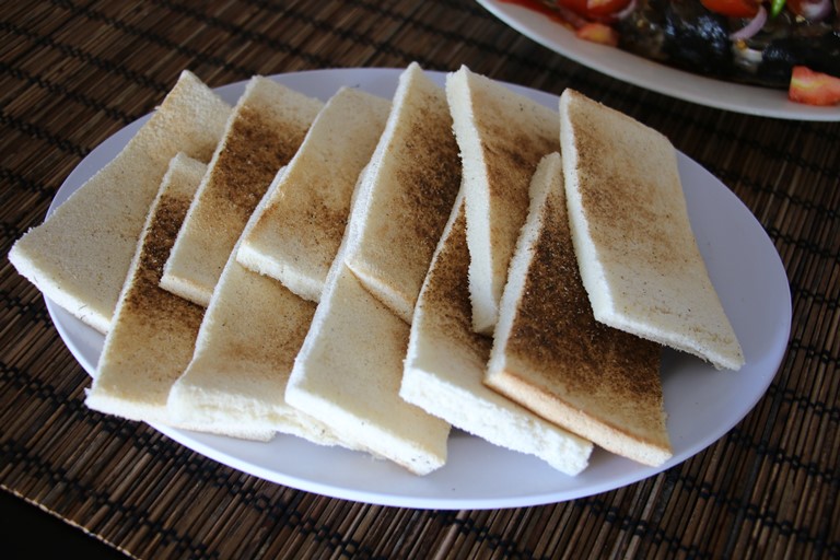 cara membuat kue sagu bakar
