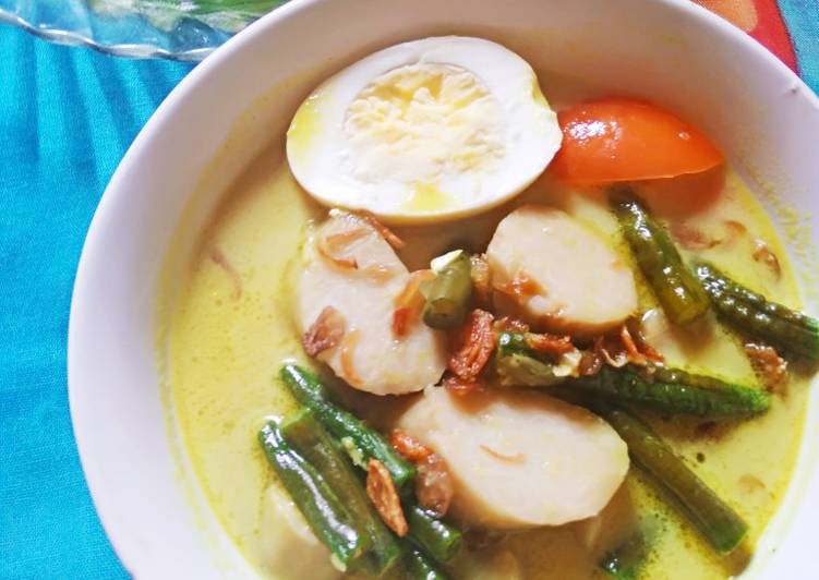 Lontong Sayur Gurih Gulai Kacang Panjang