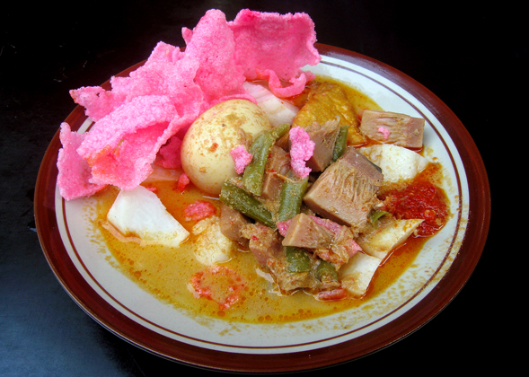 Lontong sayur padang pedas spesial
