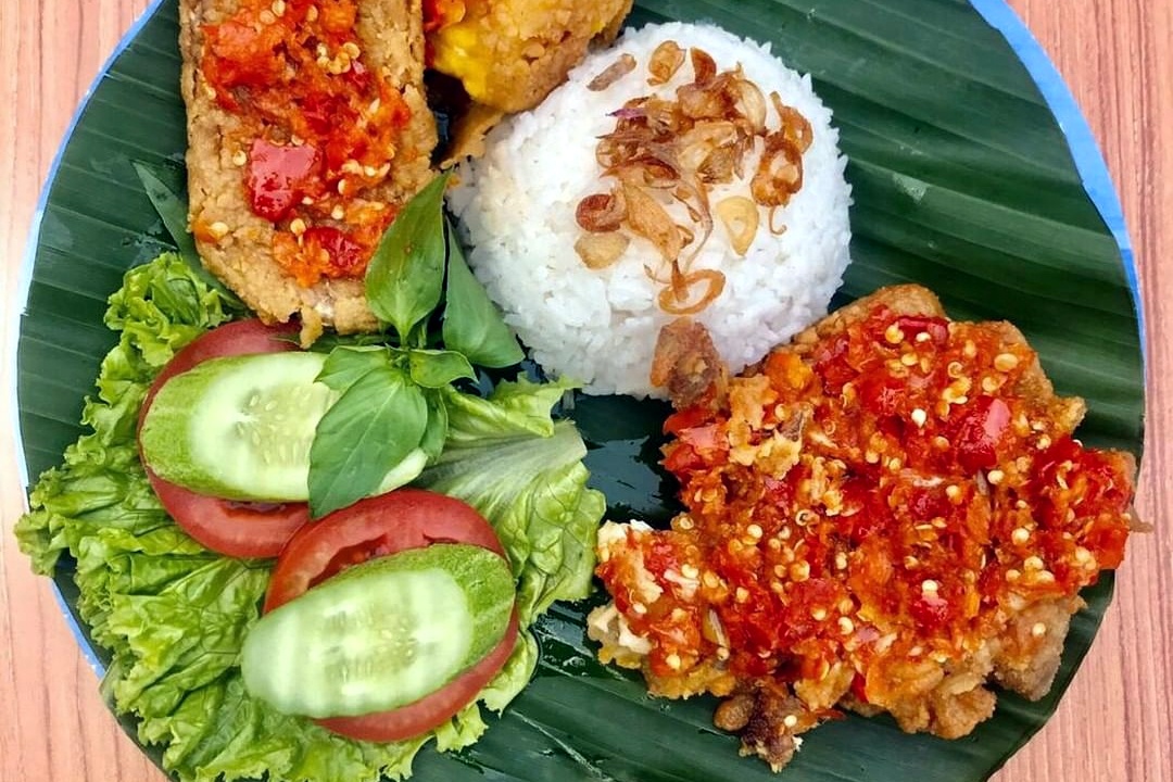 cara  buat sambal ayam geprek