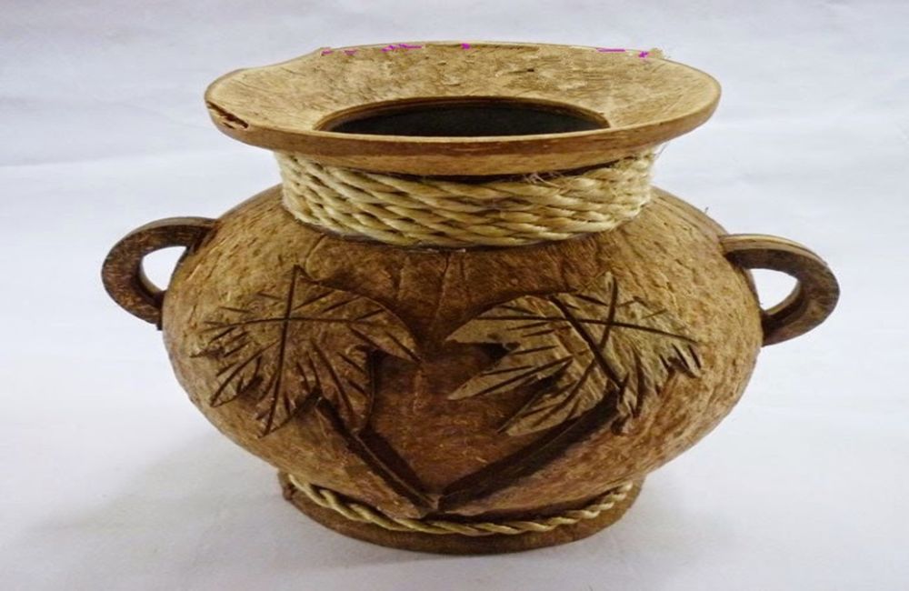 vas bunga sabut kelapa