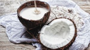 Manfaat santan untuk rambut