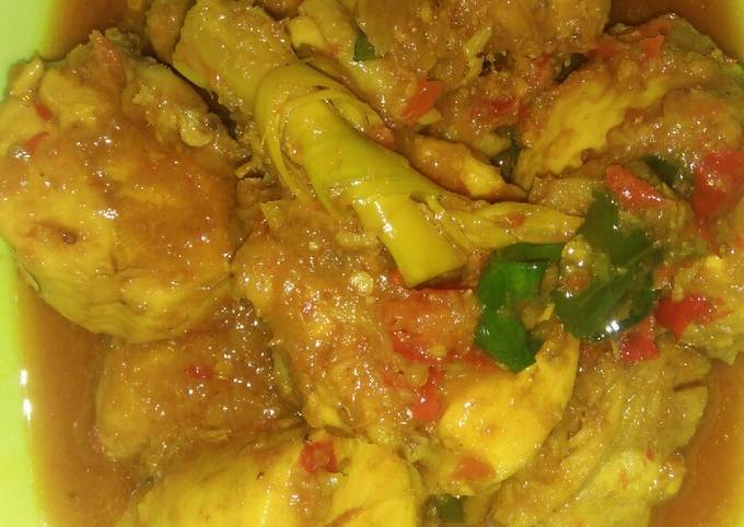 Cara membuat ayam kari tanpa bahan santan