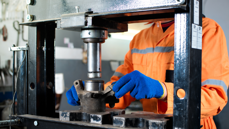 Solusi Pemadatan Hidrolis Efisien untuk Tingkatkan Produktivitas Industri